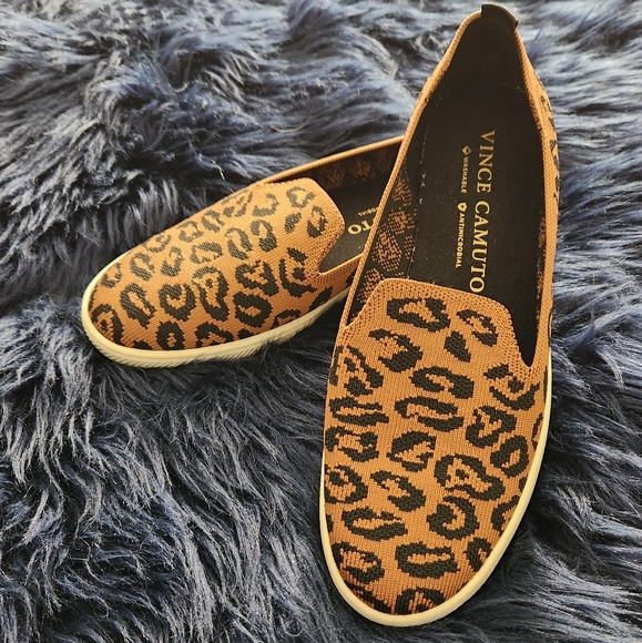 Vince Camuto shoes - Picture 1 of 6